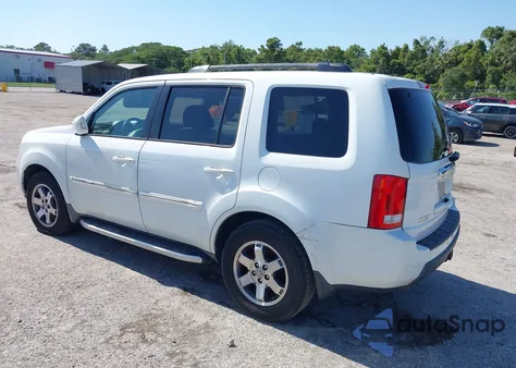 2010 Honda Pilot Touring из США, поврежденный, VIN 5FNYF4H99AB032377